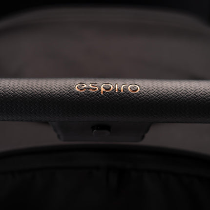 Espiro Flame, Negro atemporal, detalle del manillar