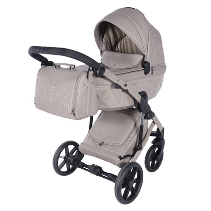 Junama Enzo Cappuccinno stroller with carrycot / bassinet