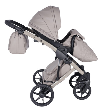Junama Enzo Cappuccinno stroller seat