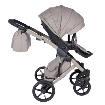 Junama Enzo Cappuccinno stroller seat