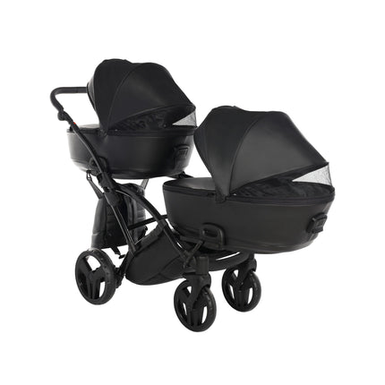 Junama Space Eco Leather Duo Slim dubbelvagn med säten på rad i färgen Svart