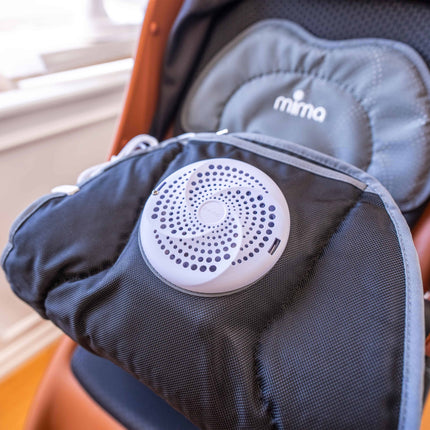 Close-up of the built-in fan on the mima flo Oreo Gray cooling seat pad